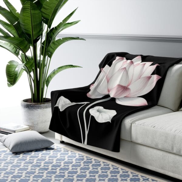 Lotus Flower Sherpa Fleece Blanket - Cozy Floral Design for Relaxation - Imagen 3