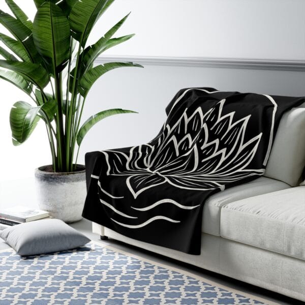 Lotus Blossom Sherpa Fleece Blanket - Cozy Meditation Throw for Relaxation & Mindfulness - Imagen 3